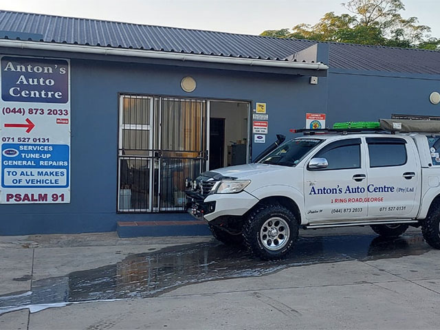 Antons Auto Centre 4 1