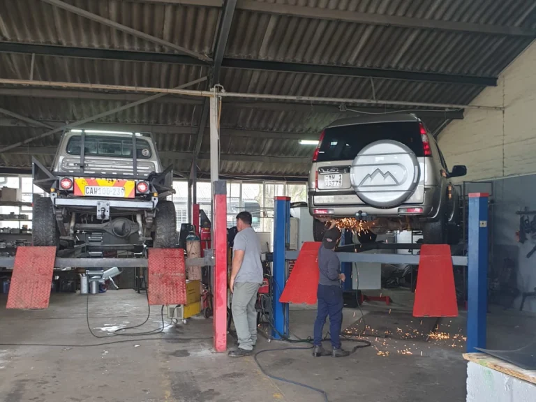 Dans exhaust 4 768x576